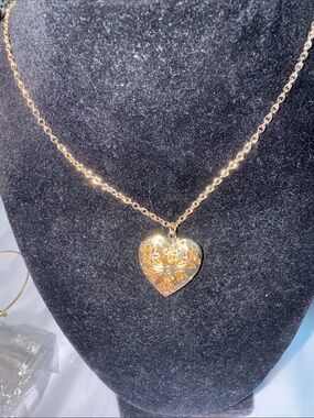Gold Tone Heart Locket Necklace Filigree Starburst Floral Vintage Style